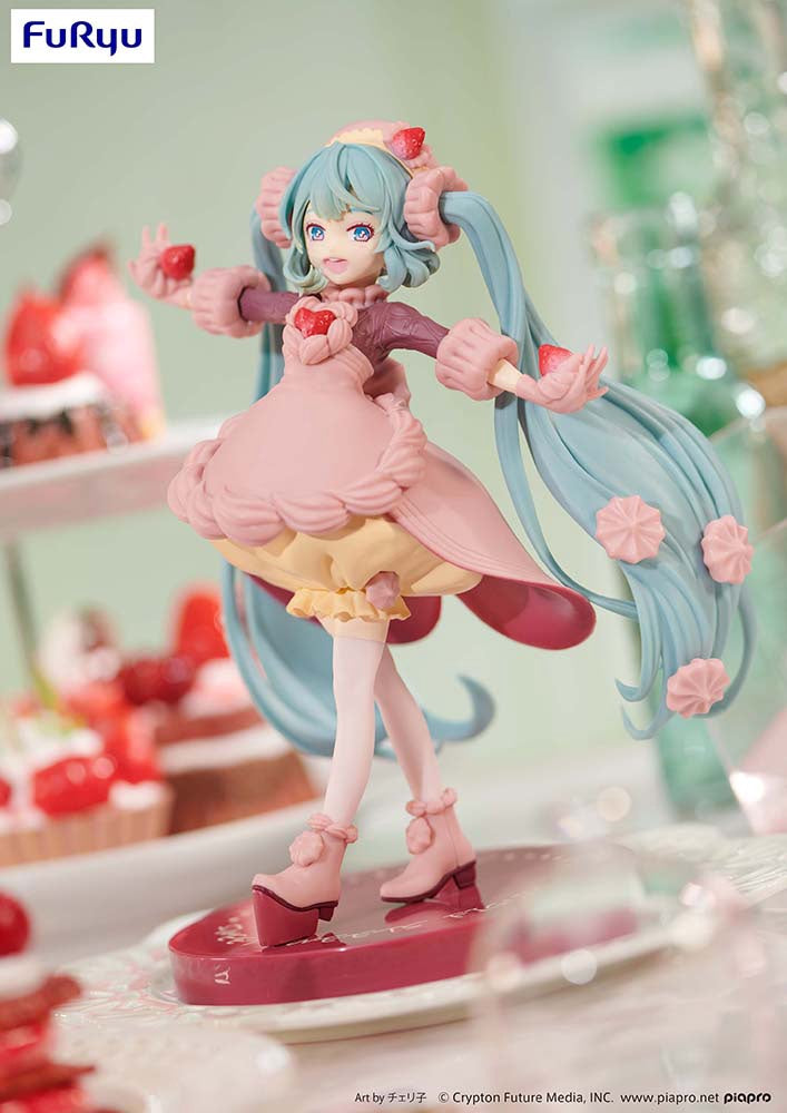 Sweetsweets Series Figure Hatsune Miku Strawberry Chocolate Short