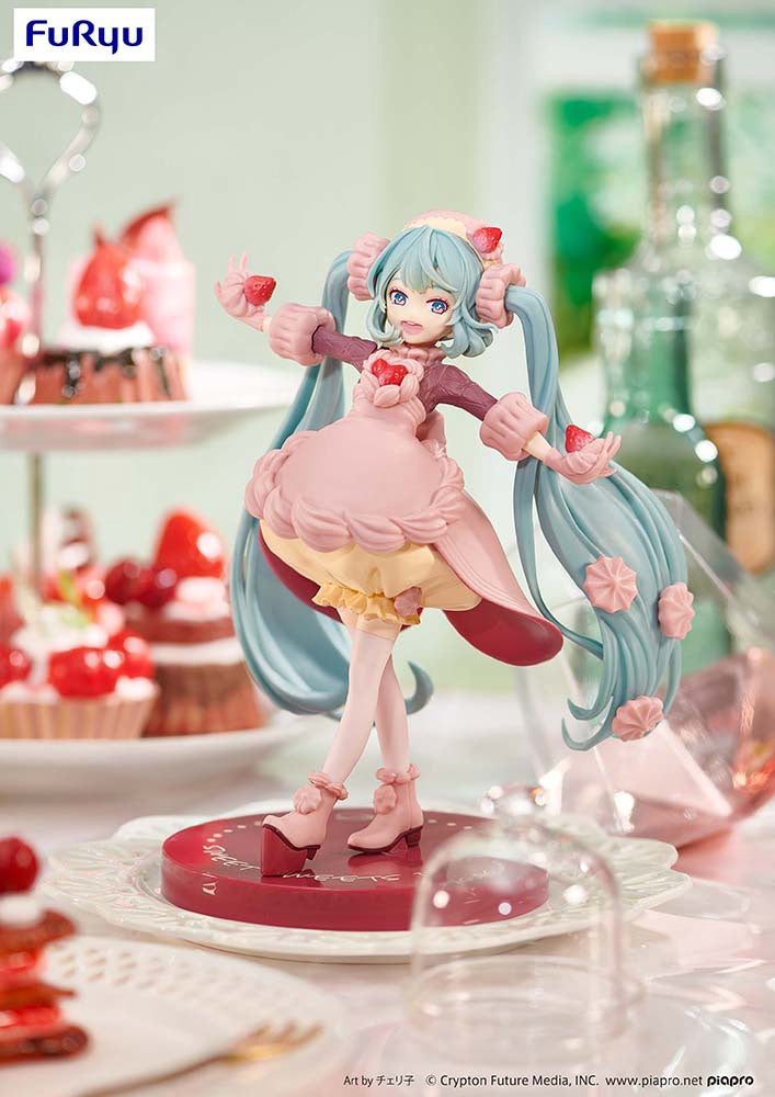 Sweetsweets Series Figure Hatsune Miku Strawberry Chocolate Short