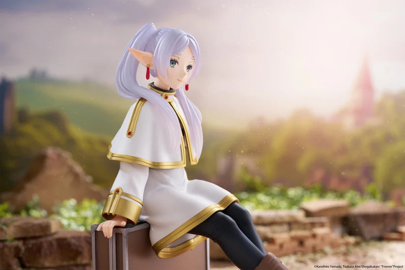 Frieren: Beyond Journey's End Desktop Cute Figure - Frieren (Trunk Case Ver.) Reissue
