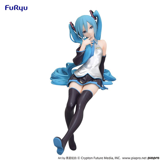 Hatsune Miku Noodle Stopper Figure  Kuroboshi Kouhaku Ver