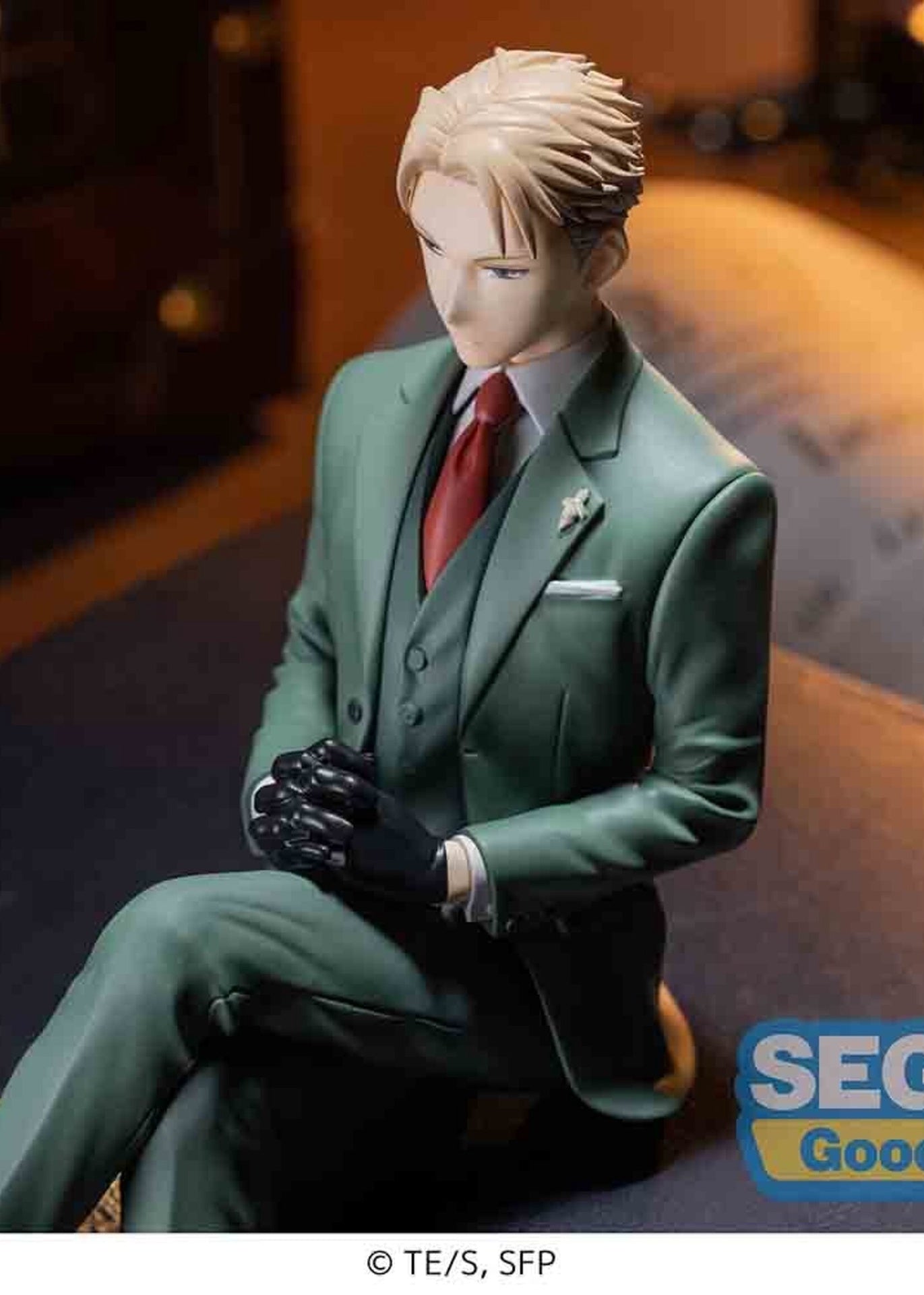 Spy X Family Pm Perching Figure Loid Forger
