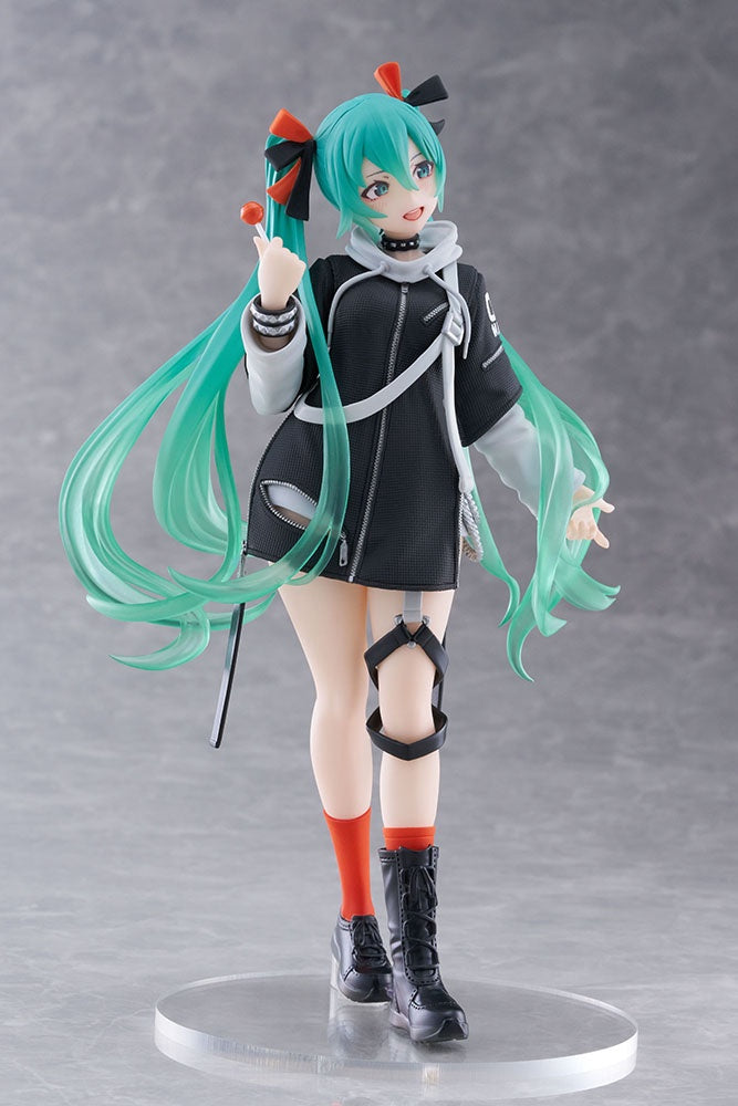 Hatsune Miku Figure   Fashion Punk Ver