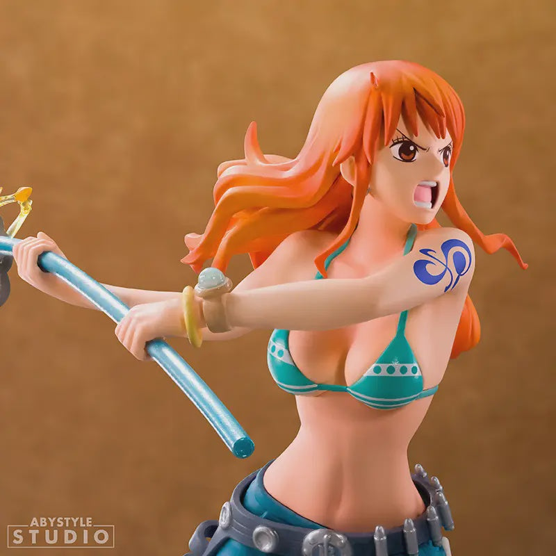 One Piece   Nami Figure