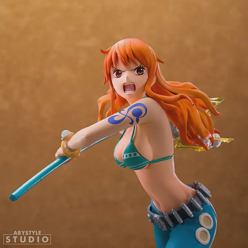 One Piece   Nami Figure